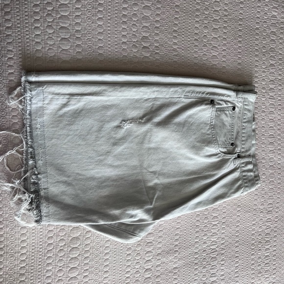 American Eagle gray distressed denim shorts - Picture 2 of 4